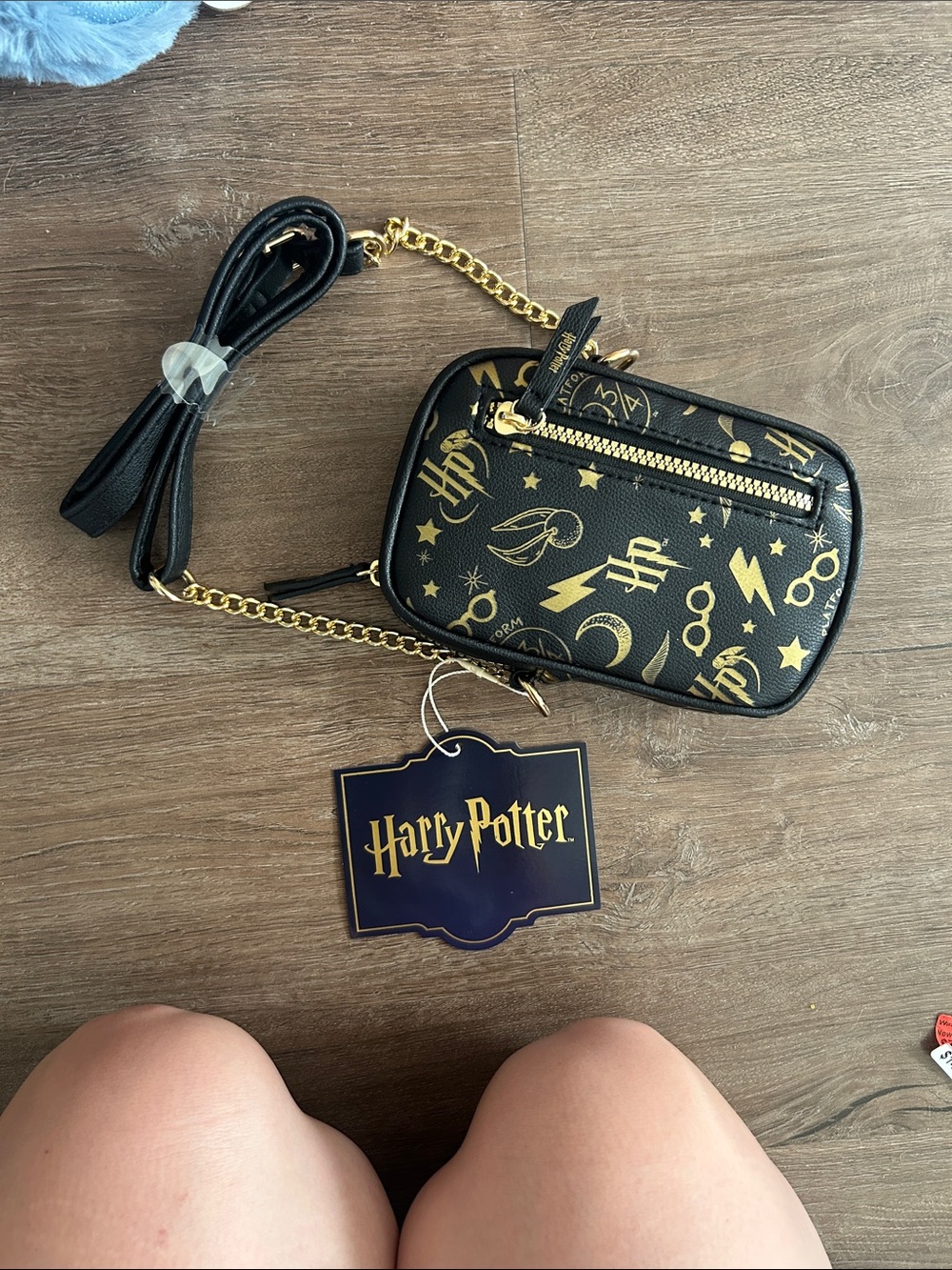 NWT Harry Potter Black & Gold Mini Crossbody Bag - Picture 1 of 5